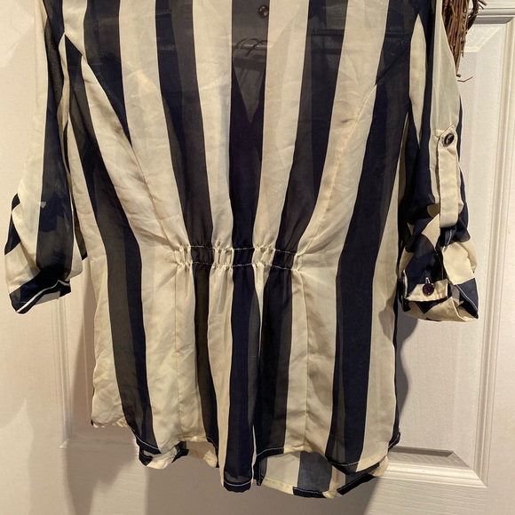 a’gaci blue & cream striped button down, sz M - Picture 2 of 2